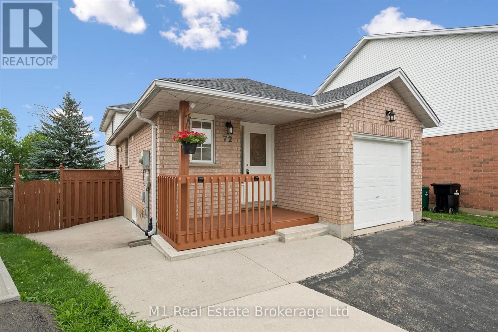 72 ORCHID CRESCENT - 2