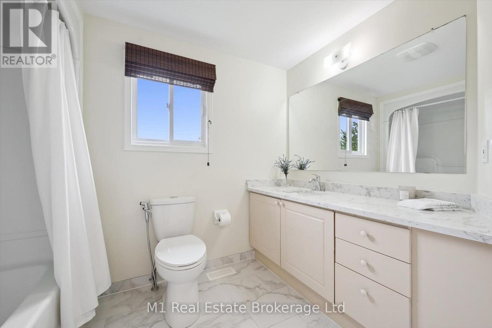 72 ORCHID CRESCENT - Image 25