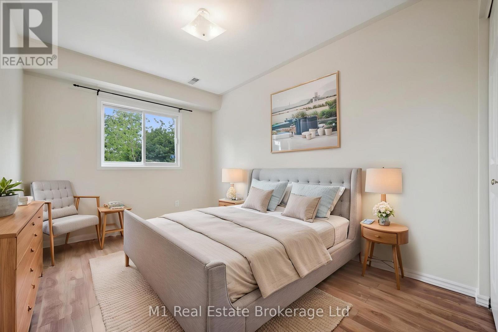 72 ORCHID CRESCENT - 27