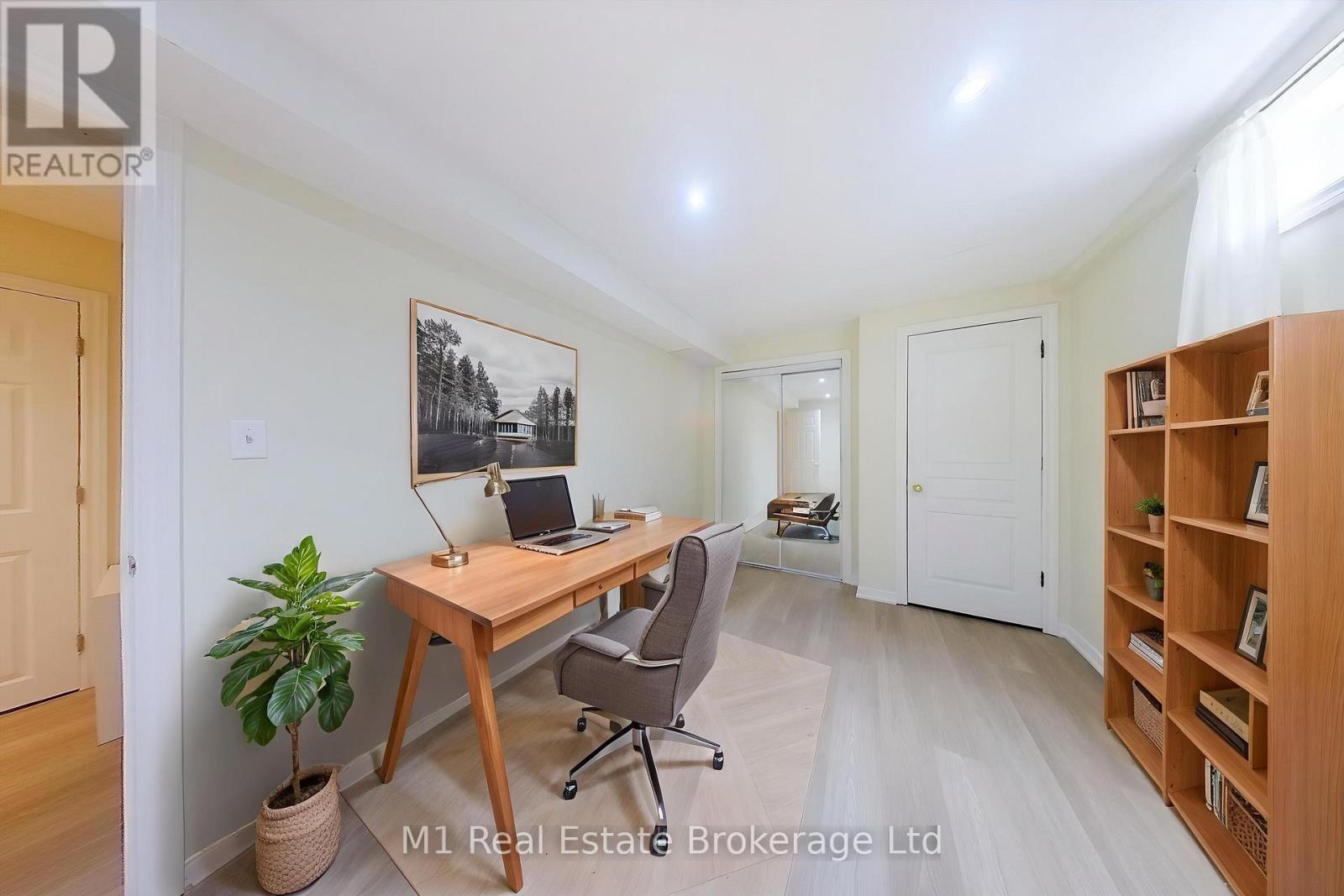 72 ORCHID CRESCENT - Image 32