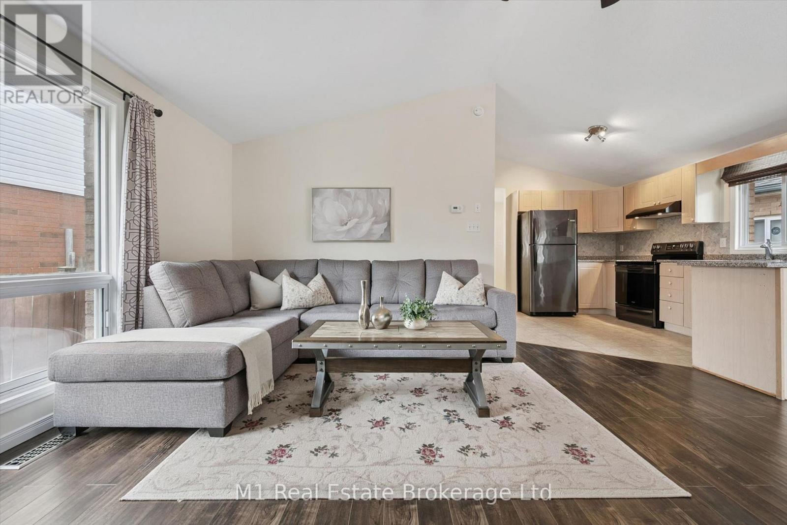 72 ORCHID CRESCENT - Image 7