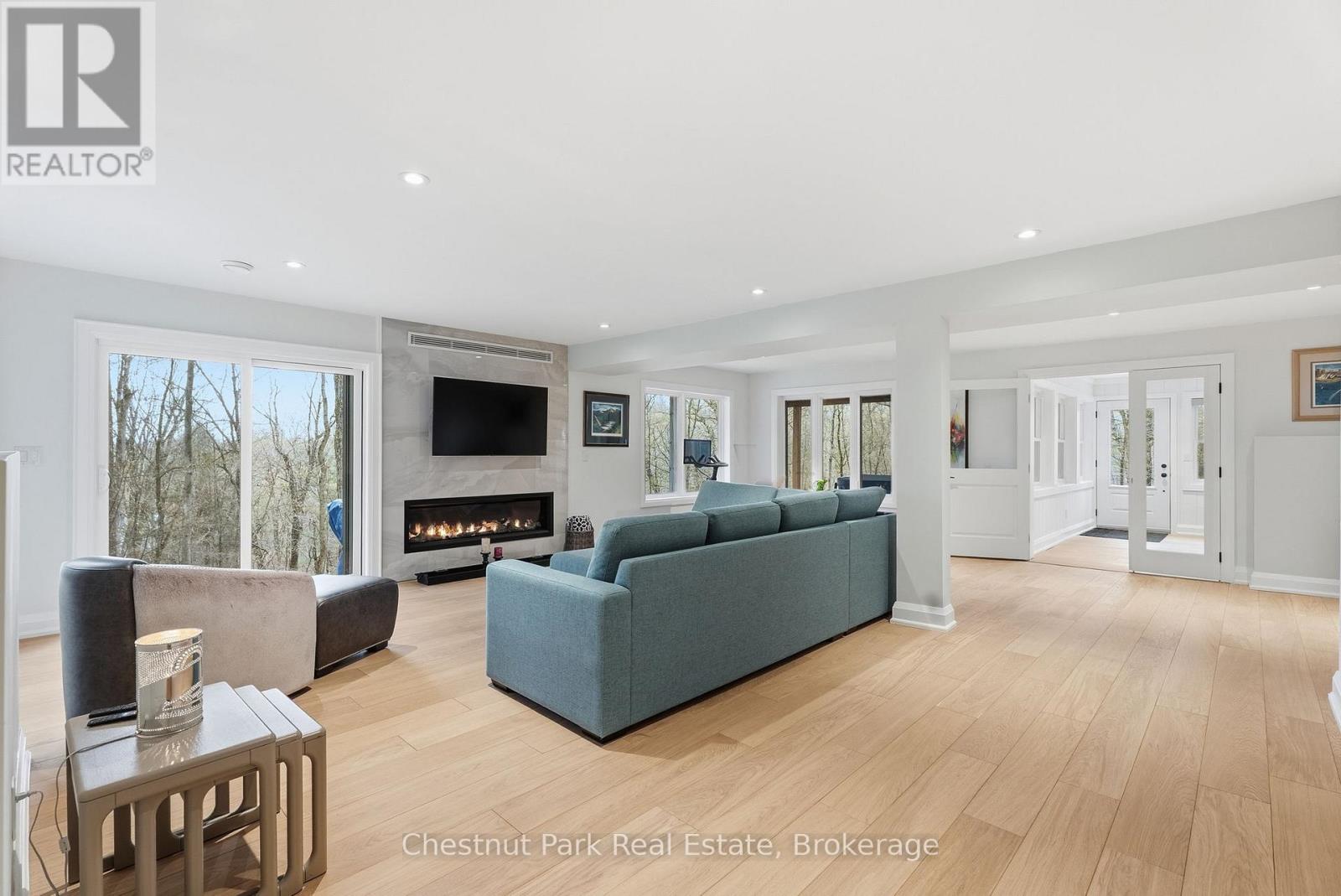 30 STEPHEN ROAD - 22