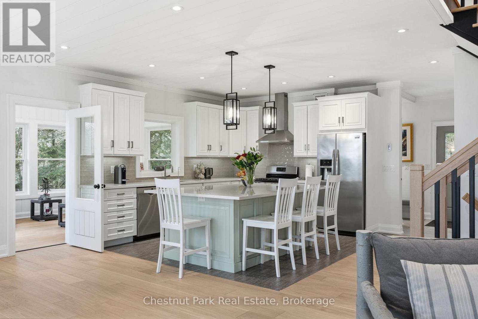 30 STEPHEN ROAD - 9