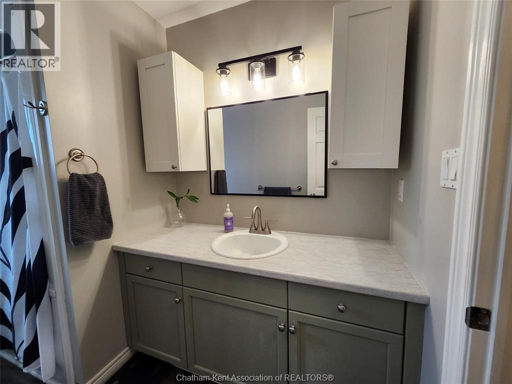19 Faith BOULEVARD - Image 16