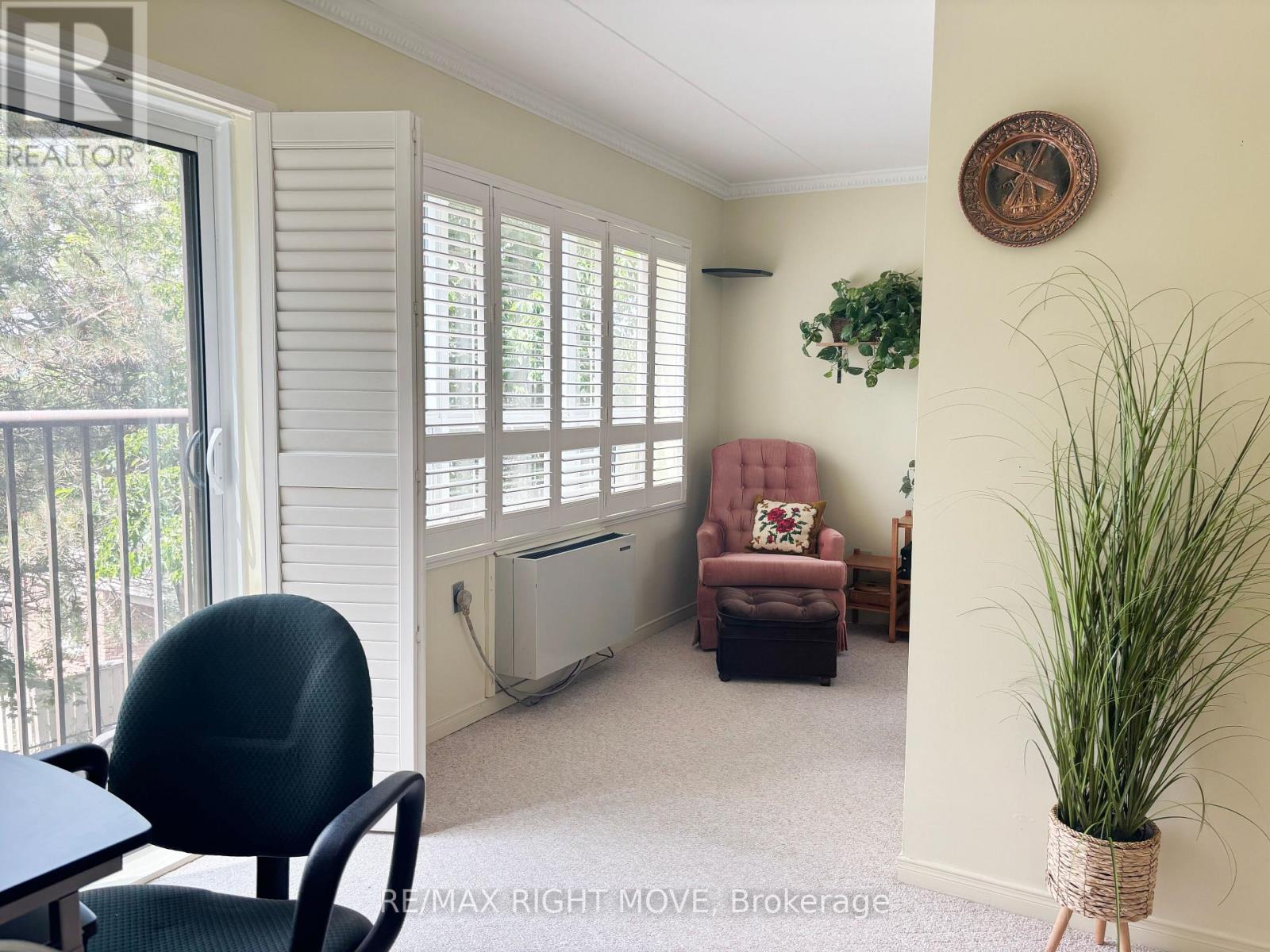 #202 54 FITTONS ROAD W - Image 11