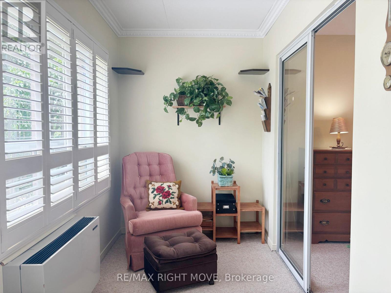#202 54 FITTONS ROAD W - Image 12