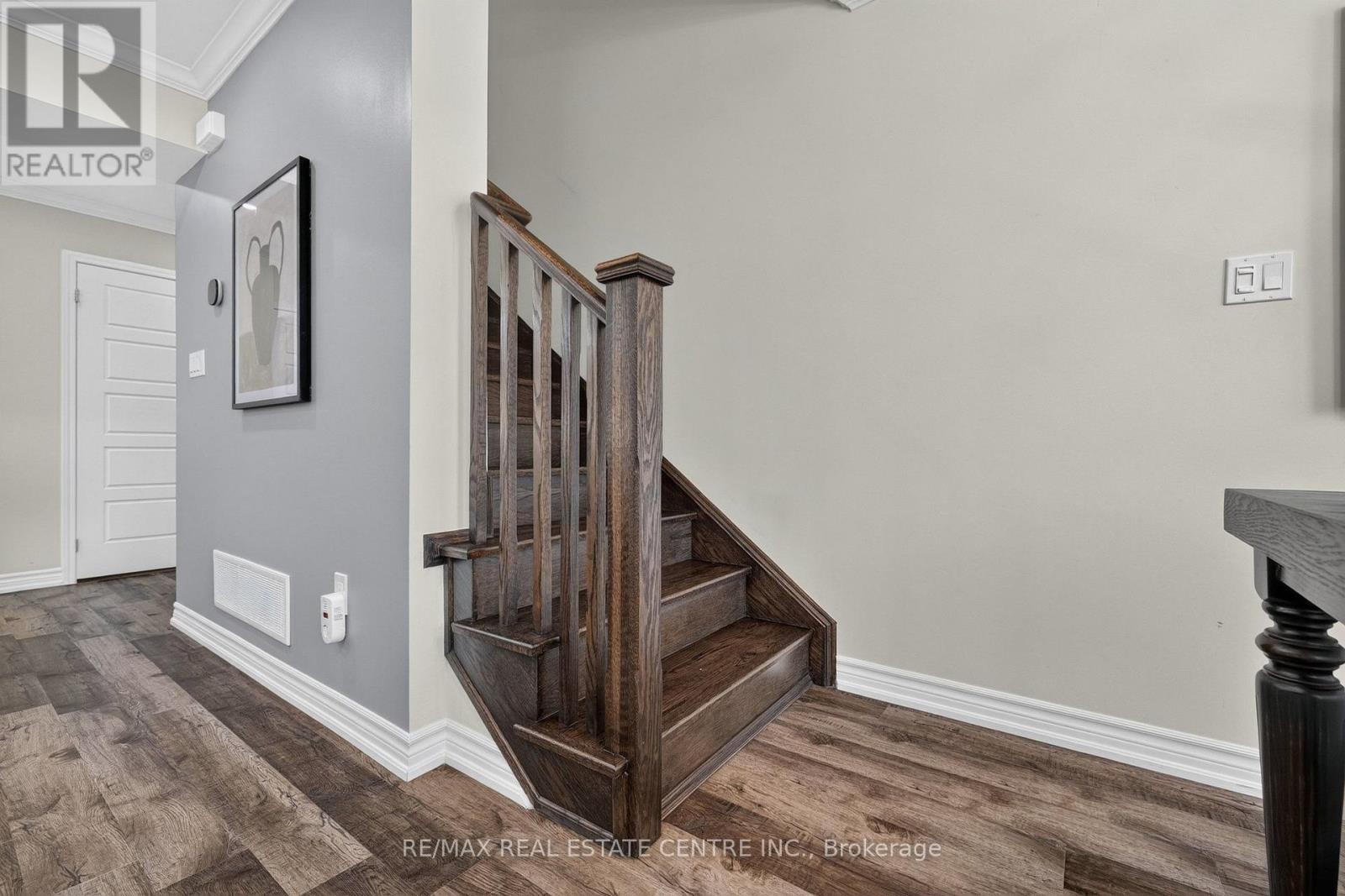 981 ALDER GATE - Image 26