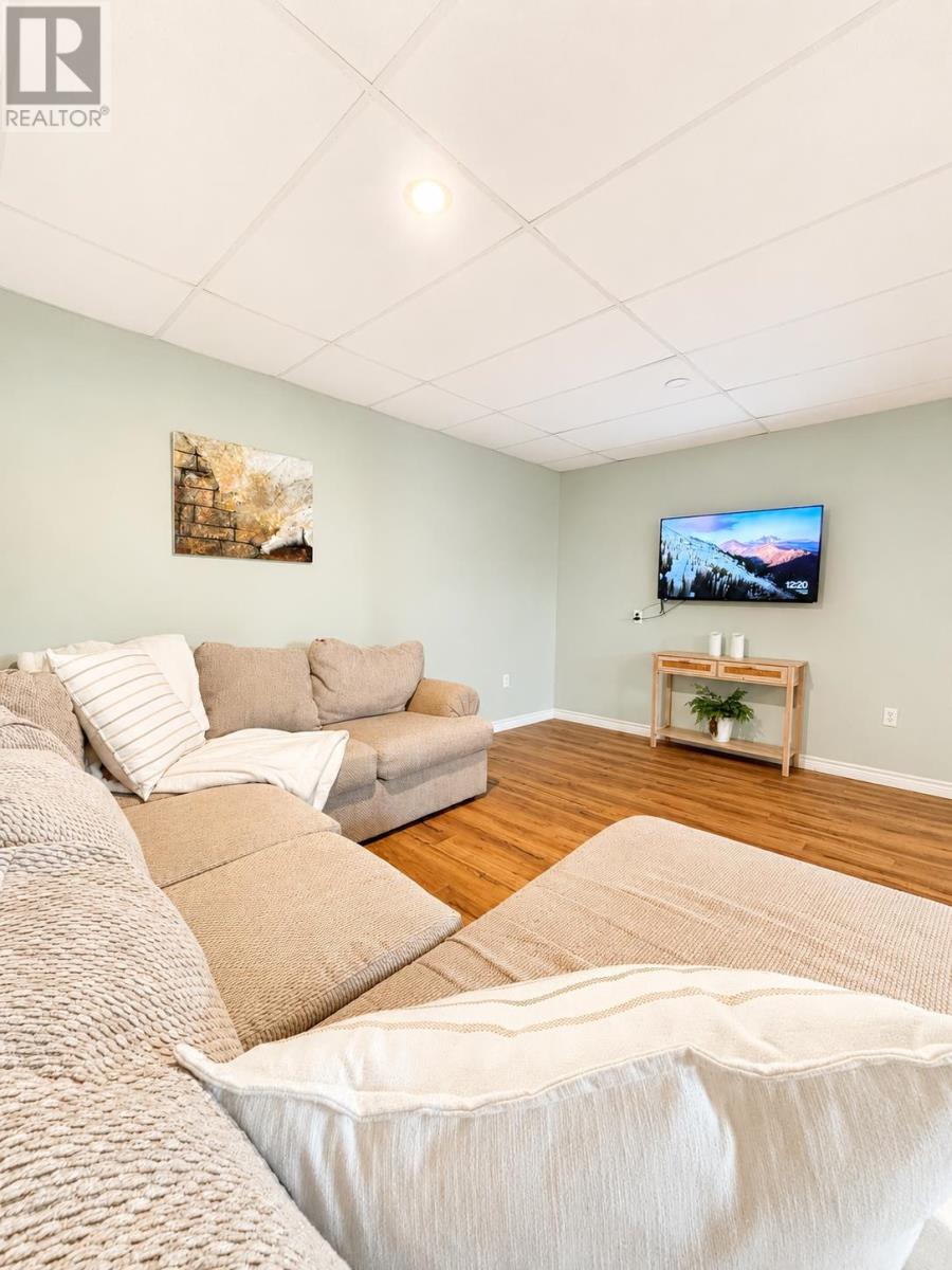 207 North Drive - Image 30
