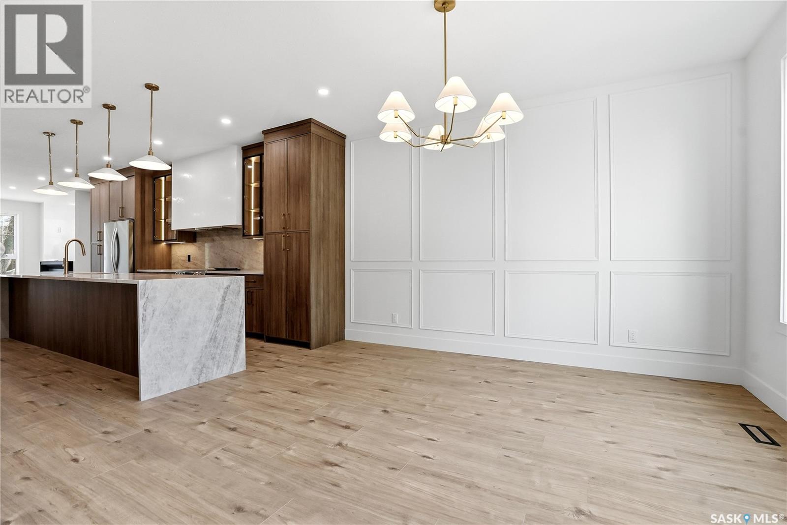 317 11th STREET E - 22