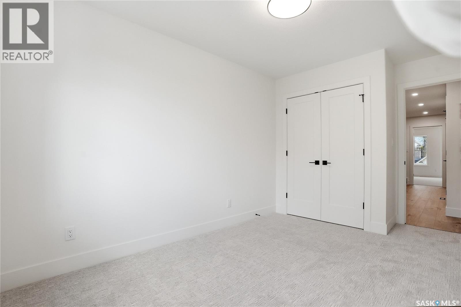 317 11th STREET E - 31