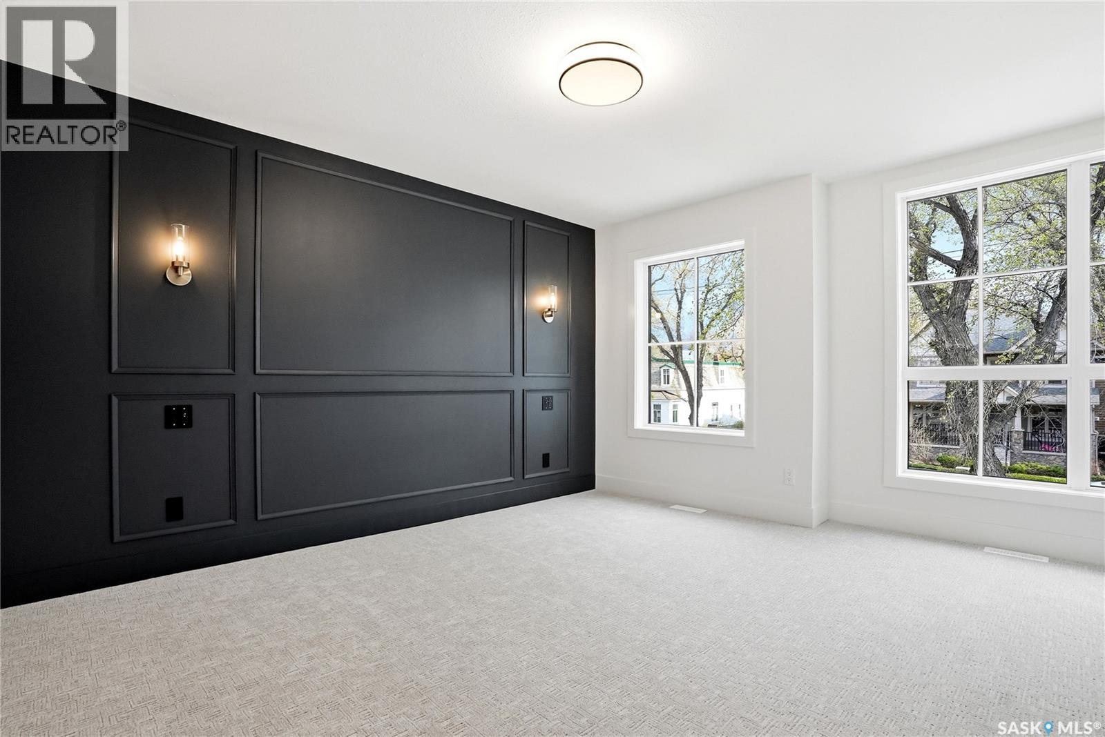 317 11th STREET E - Image 38