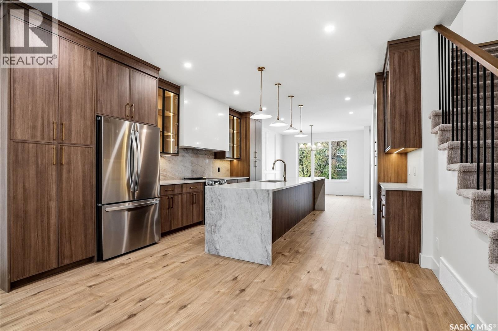 317 11th STREET E - Image 9