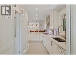 109 Upton Street, photo 20