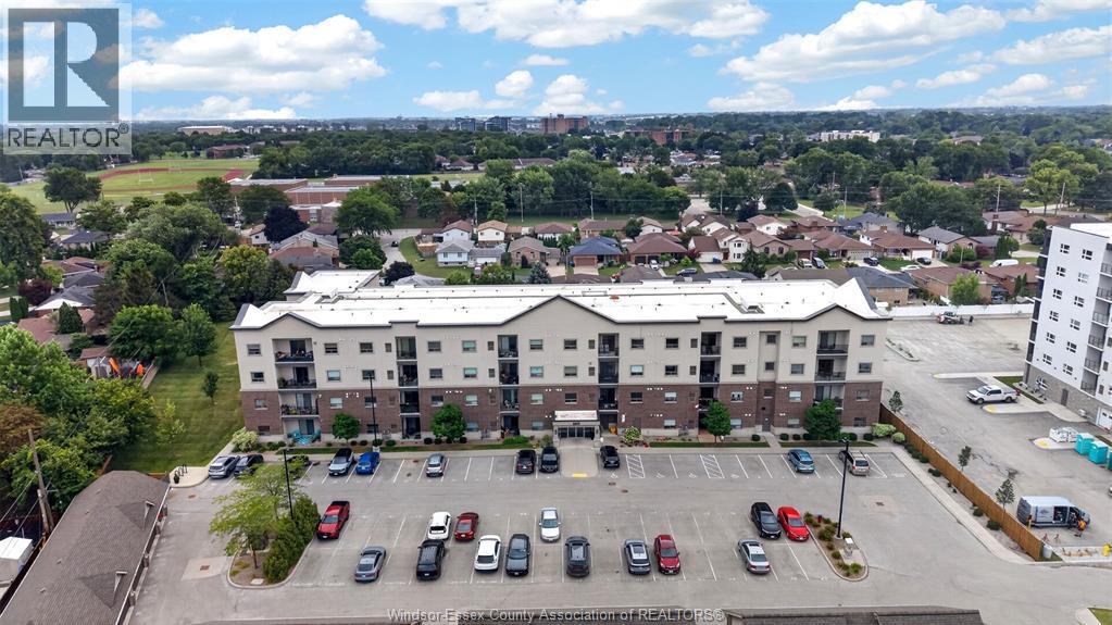 #311 8475 WYANDOTTE STREET East - Image 39