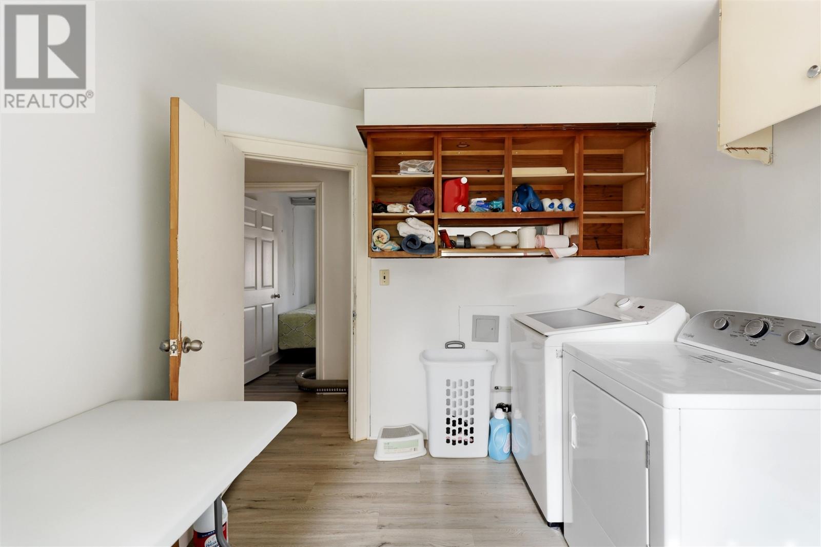 157 Alexandra ST - Image 11