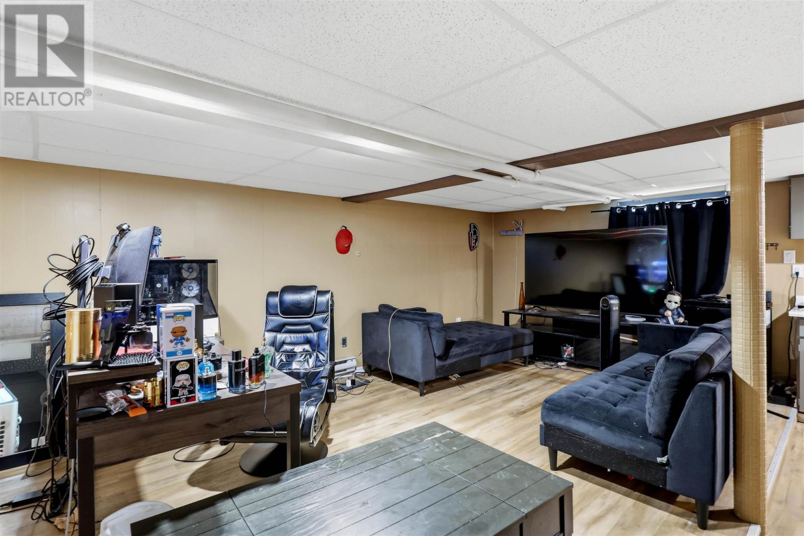 157 Alexandra ST - 28
