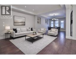Living room - 390 Seaton Drive, Oakville, ON L6L3Y2 Photo 17