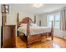 83 Hopedale Crescent thumbnail 16