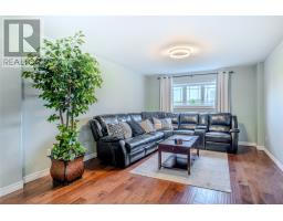 83 Hopedale Crescent thumbnail 25