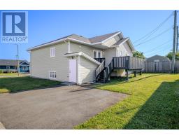 83 Hopedale Crescent thumbnail 5