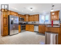 83 Hopedale Crescent thumbnail 8