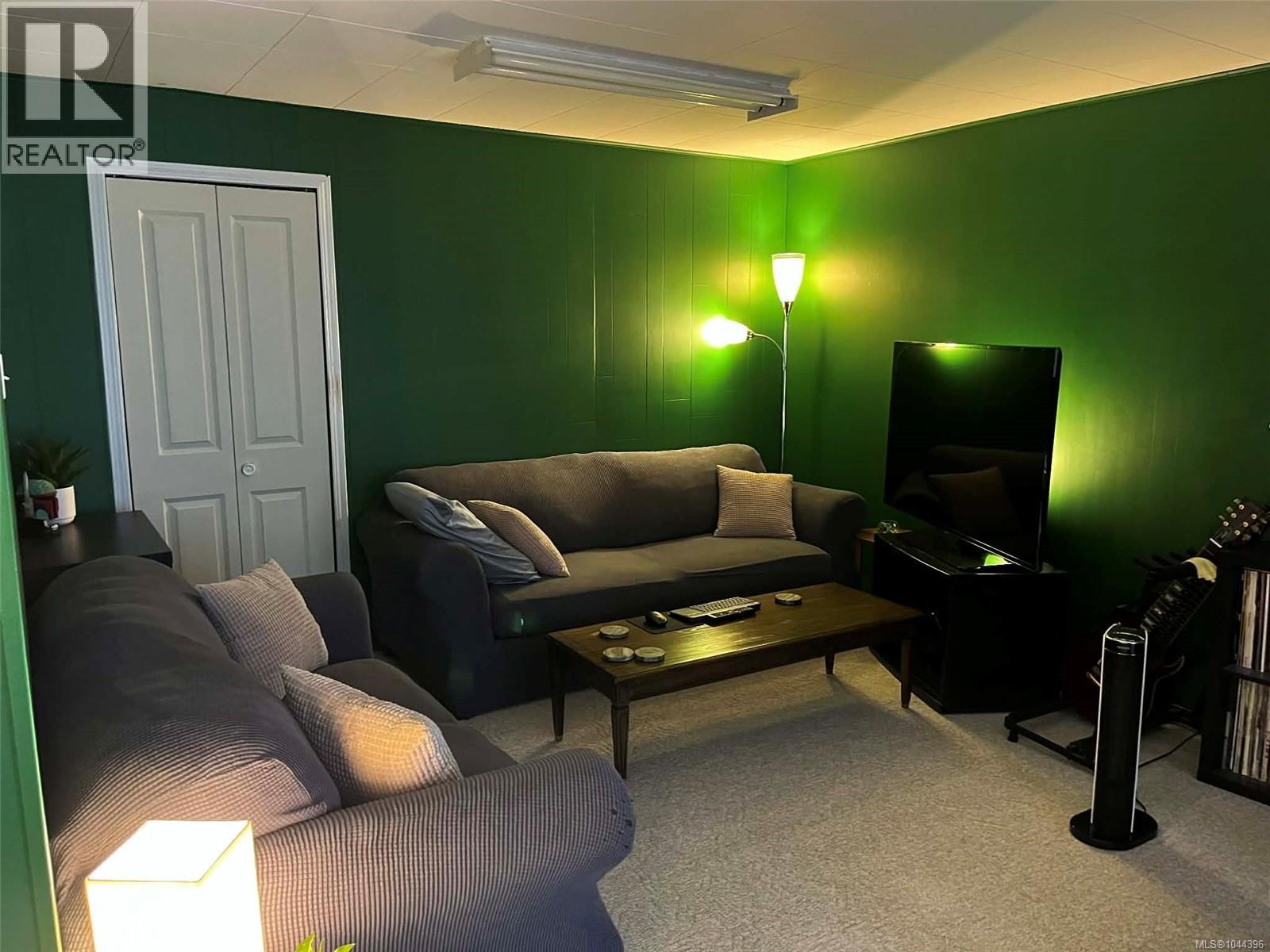 4217 8th Ave - Image 32