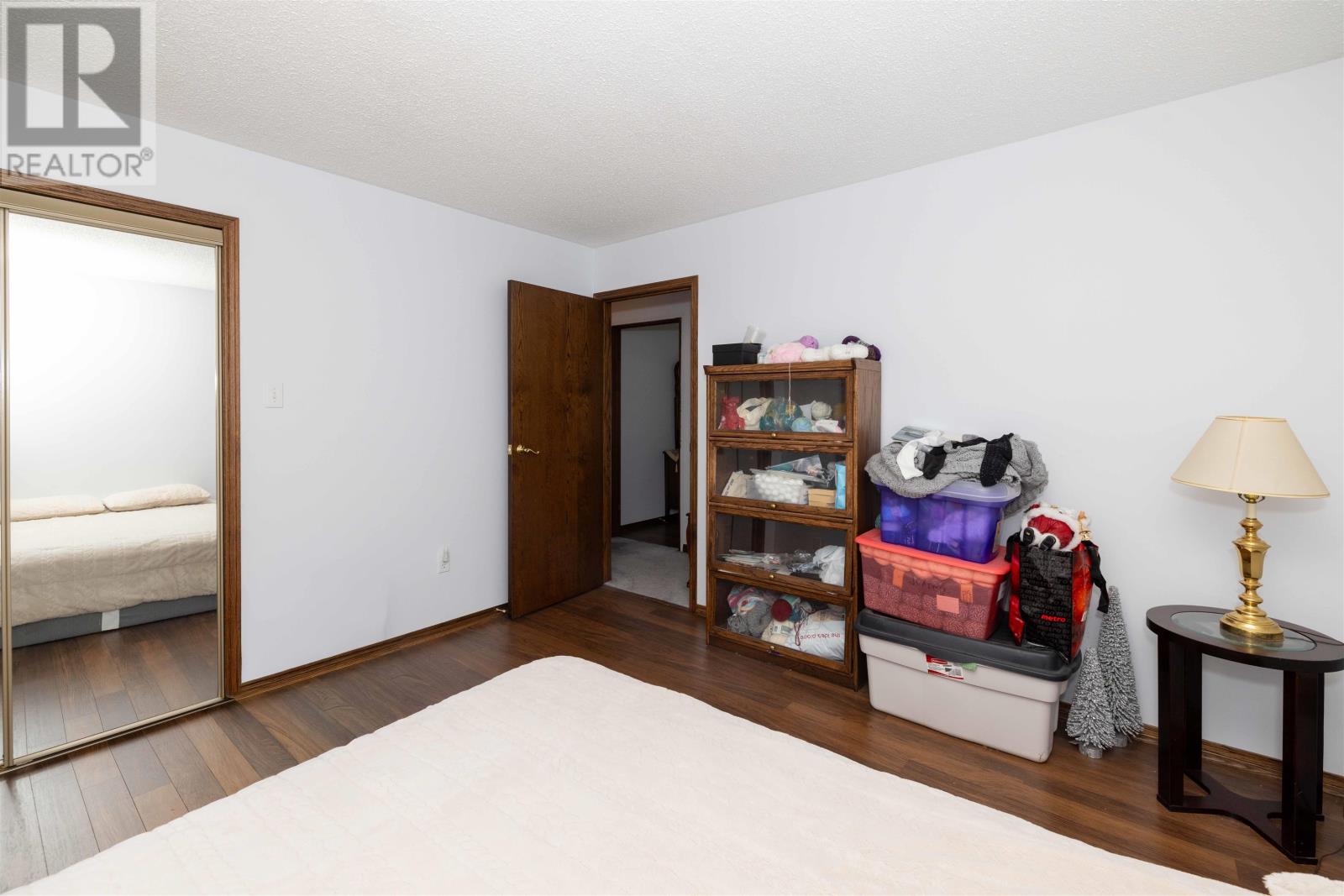 1155 Victor ST S - 29