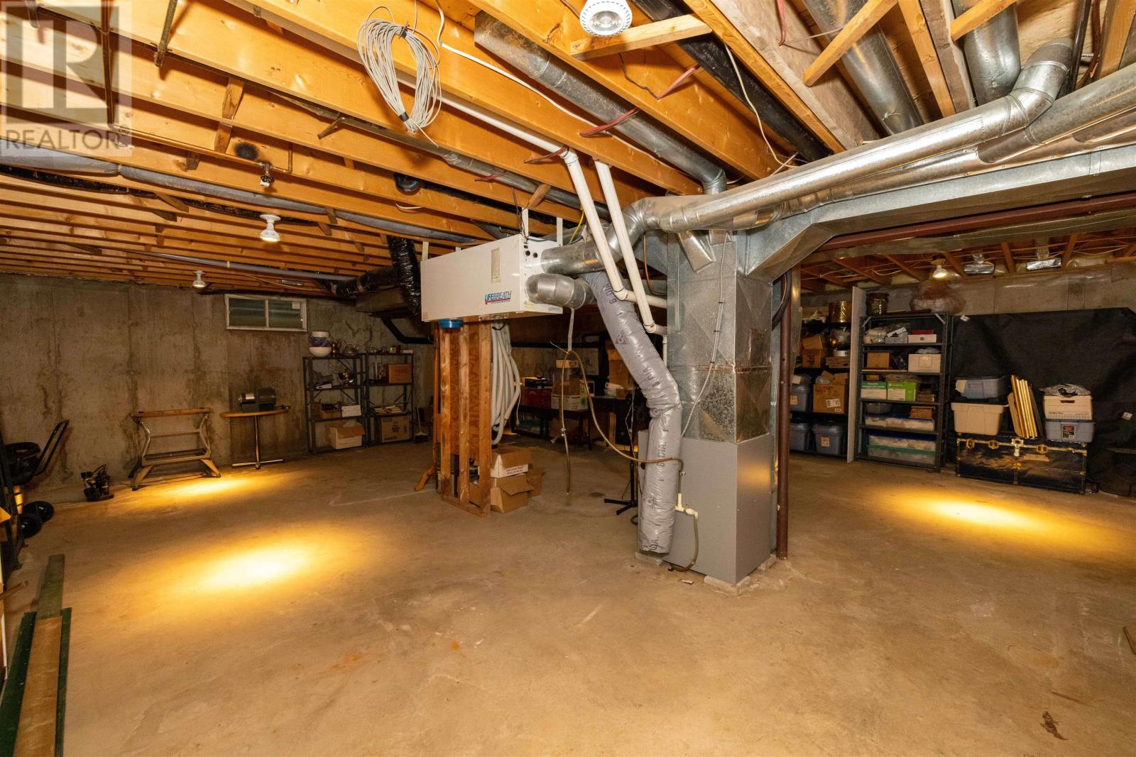 1155 Victor ST S - 46