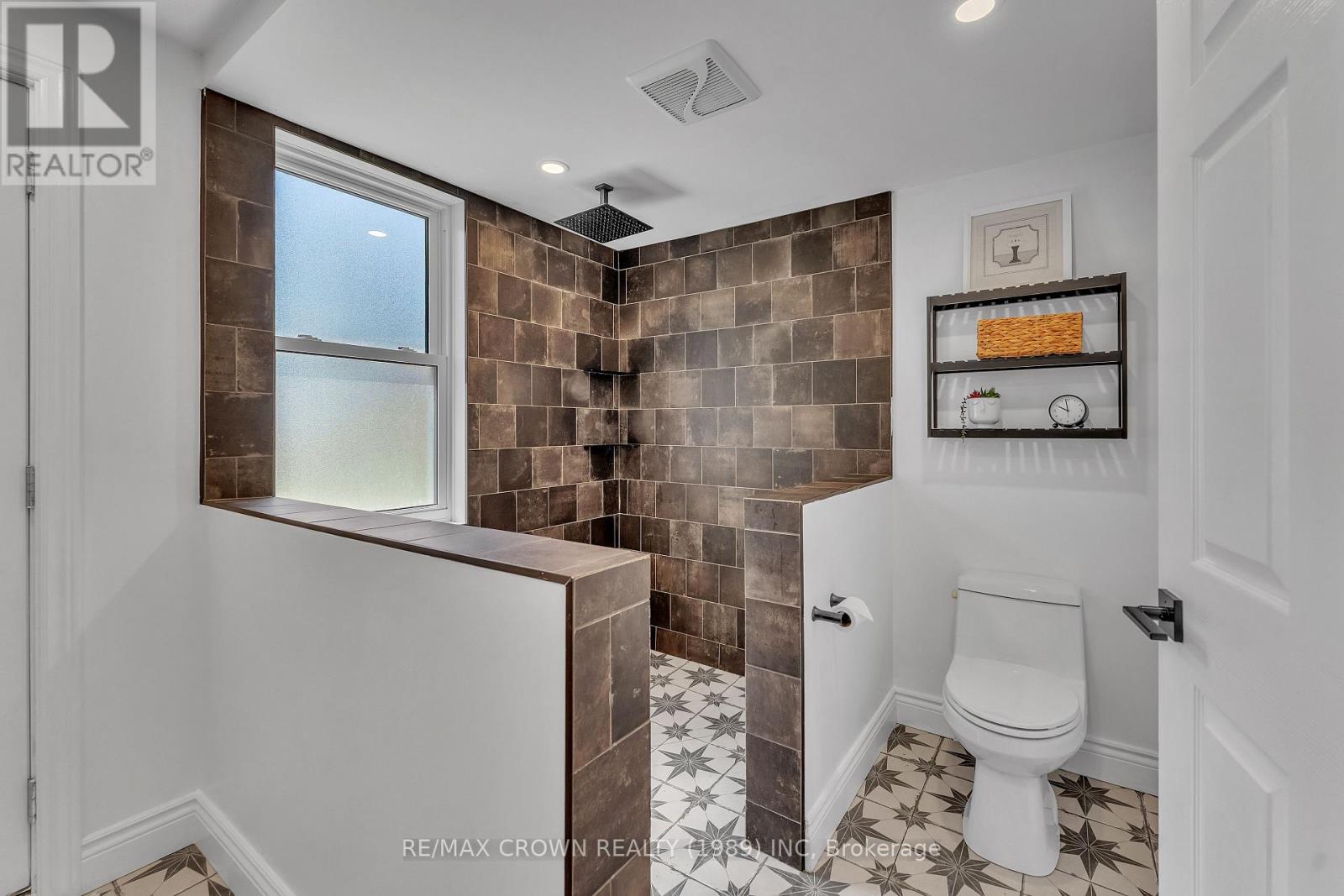 254 SILVER LADY LANE - Image 28