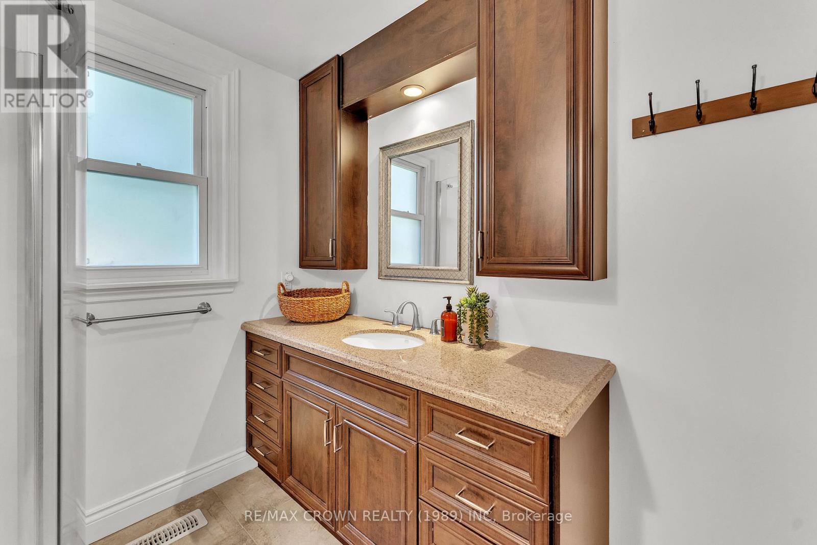 254 SILVER LADY LANE - Image 33