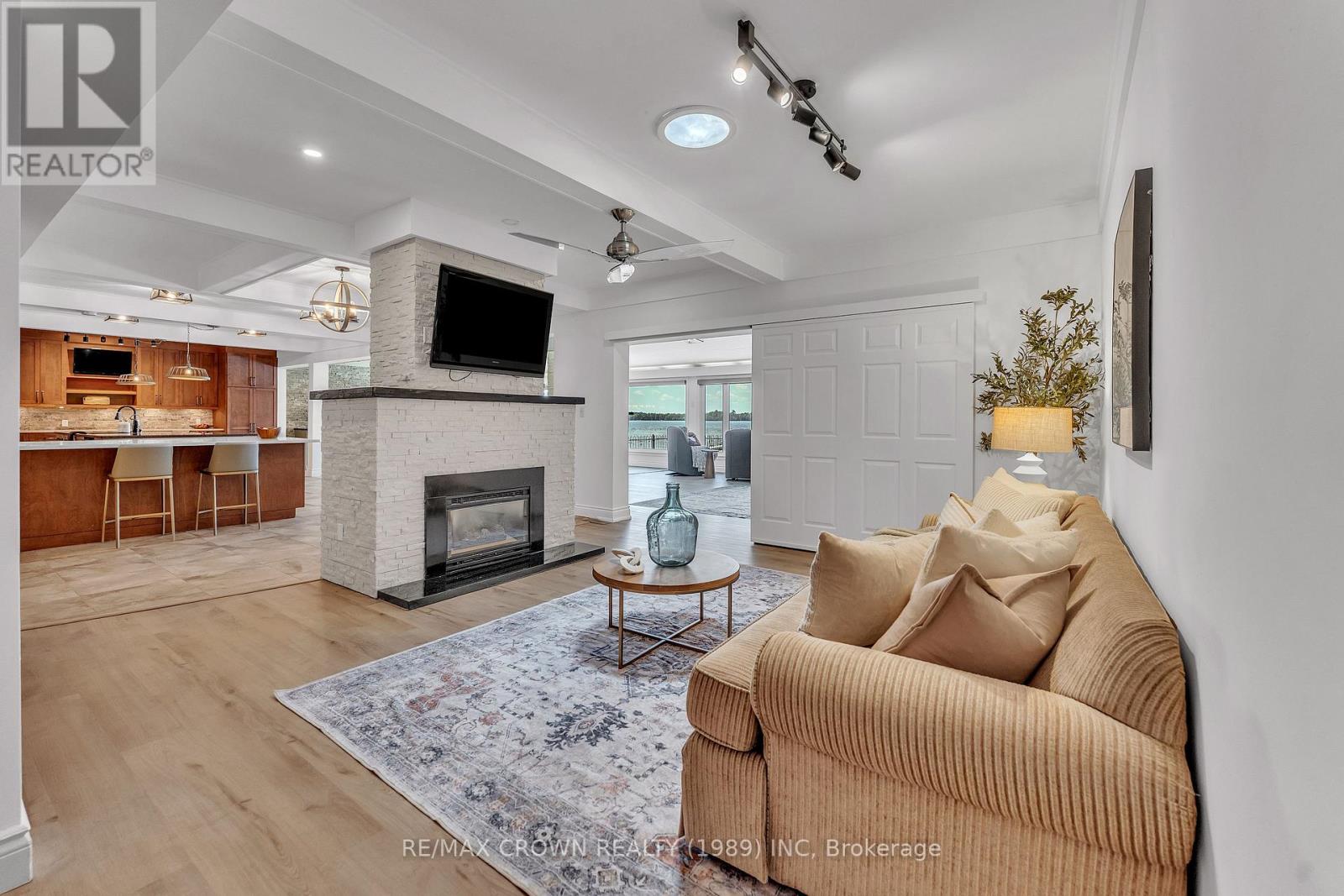 254 SILVER LADY LANE - Image 34