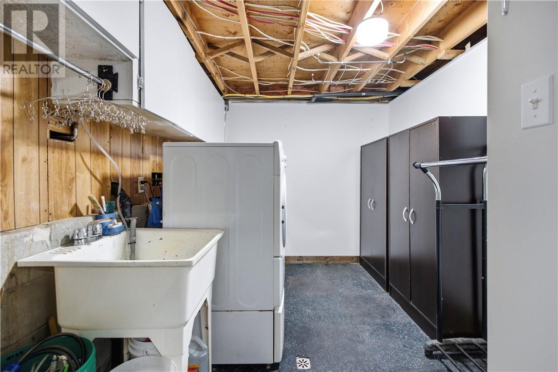 2476 Cavendish Court - 24