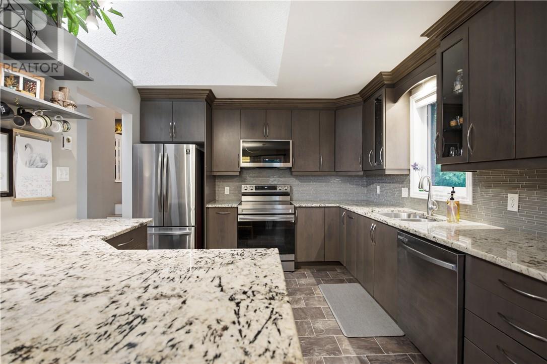 2476 Cavendish Court - 8