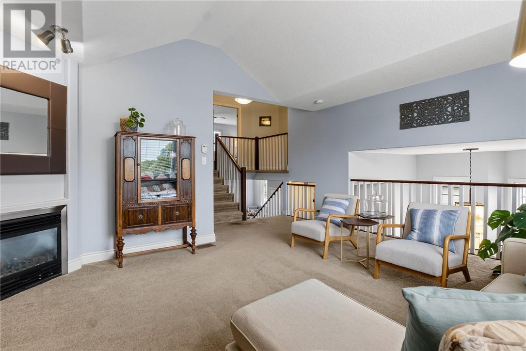 3 Silverberry - Image 18