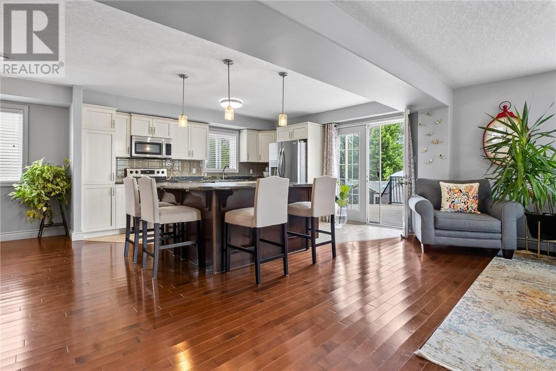 3 Silverberry - Image 4
