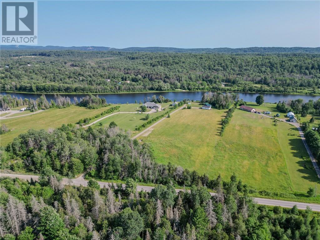 1200 River Road - 36