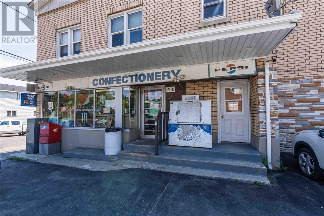396-400 Melvin Avenue - Image 32