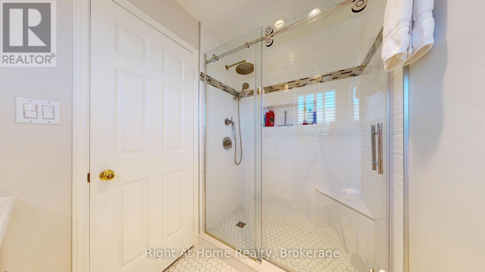 40 TORR LANE - Image 14