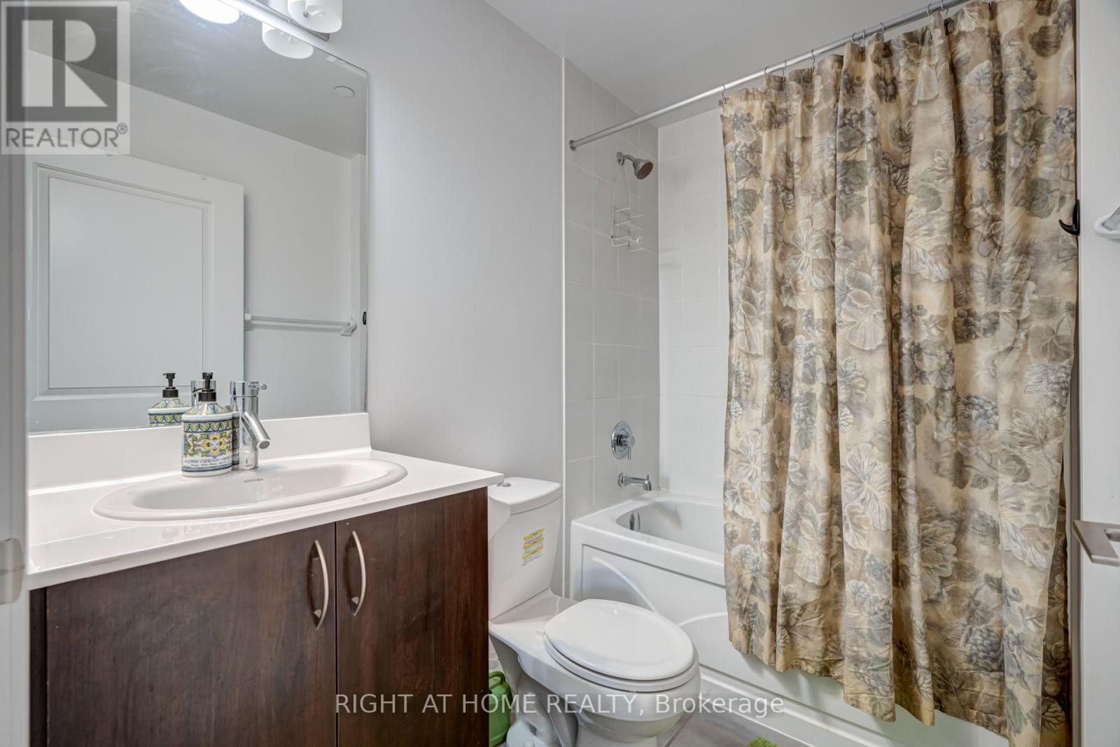 #LPH208 5162 YONGE STREET - 14