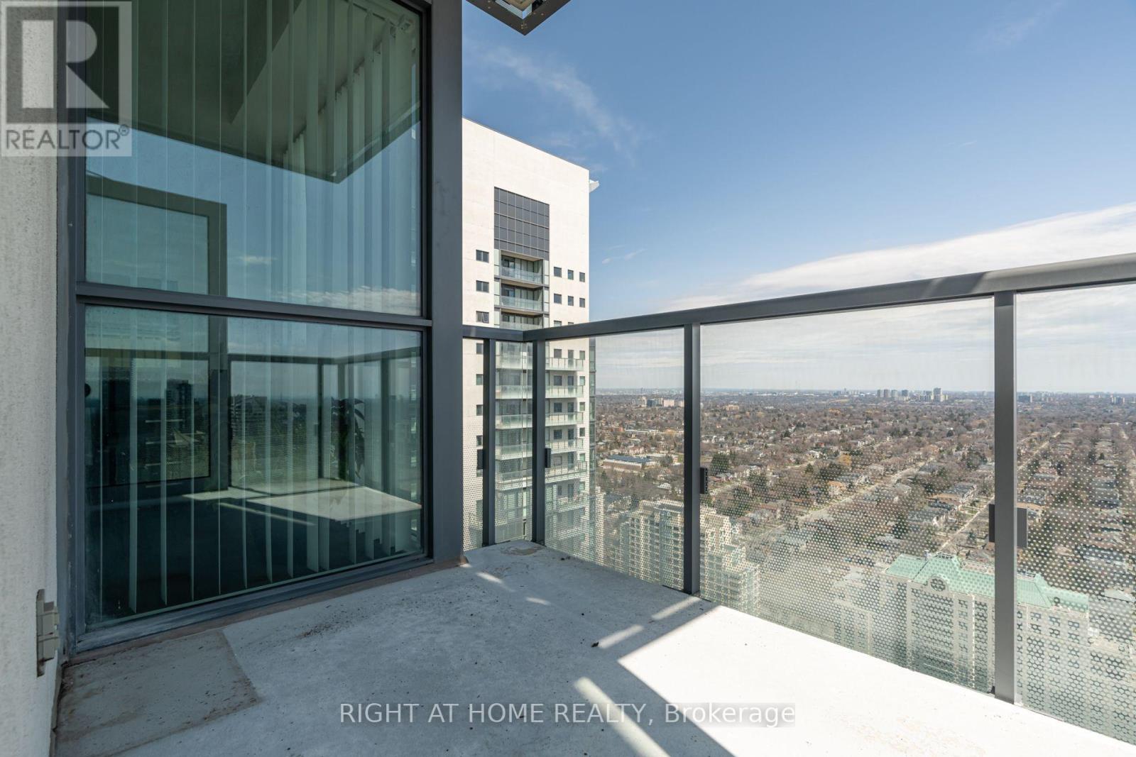 #LPH208 5162 YONGE STREET - 16