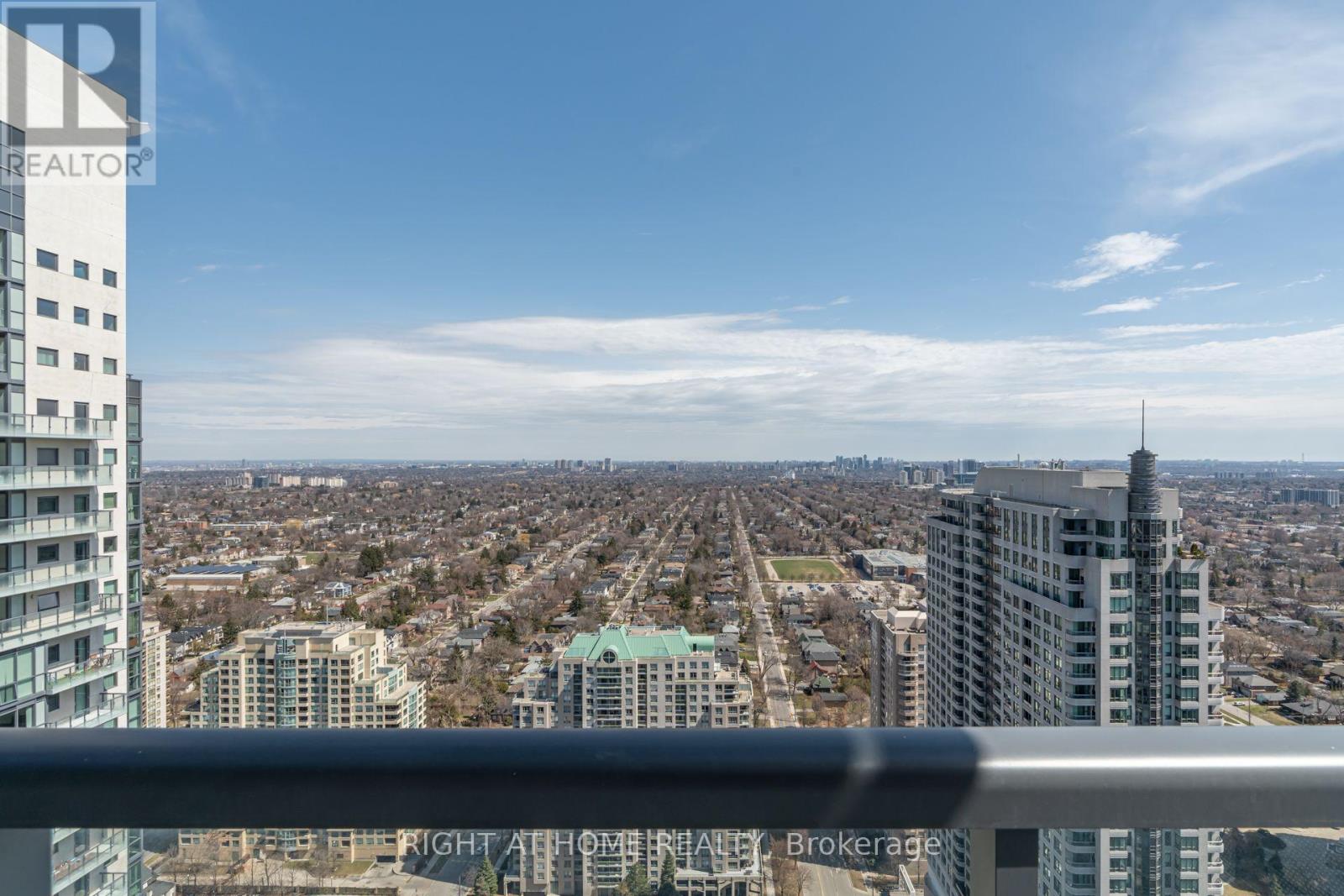 #LPH208 5162 YONGE STREET - 18