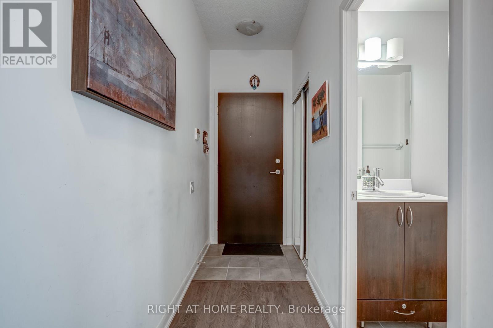#LPH208 5162 YONGE STREET - 4