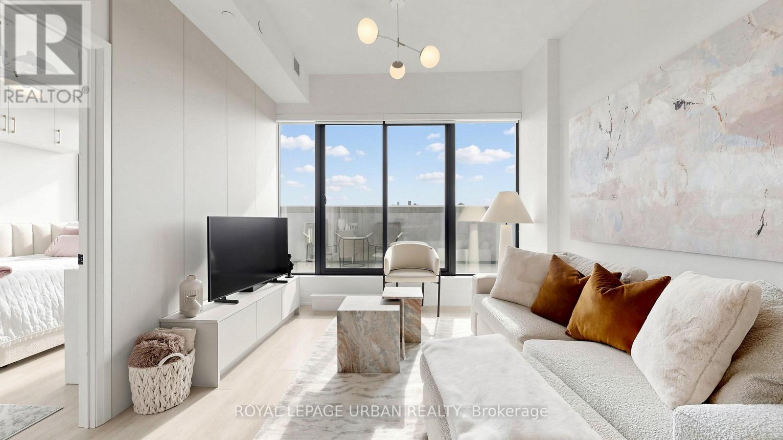 Photo of 33 Frederick Todd Way