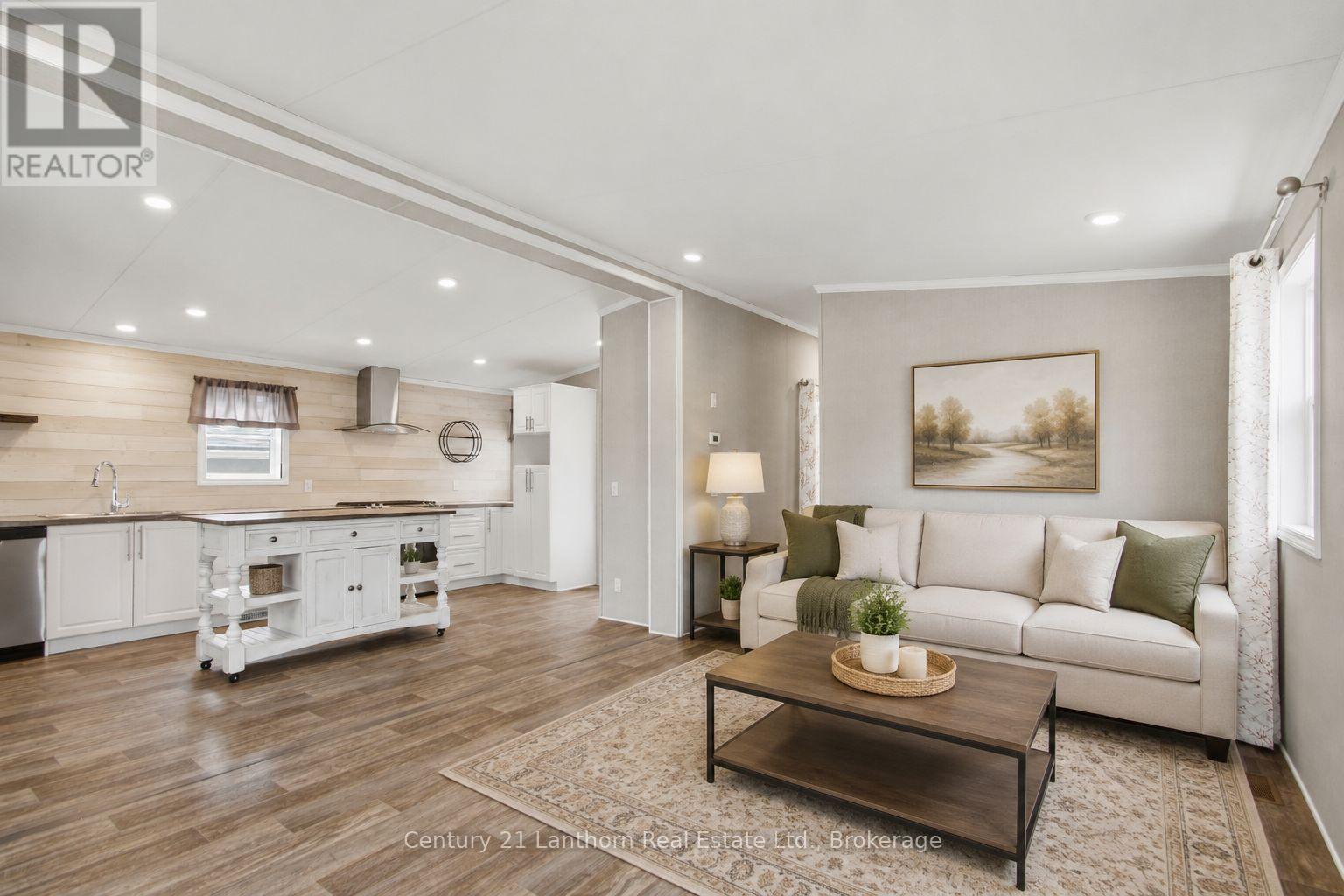 #18 484 FRANKFORD STIRLING ROAD - Image 14