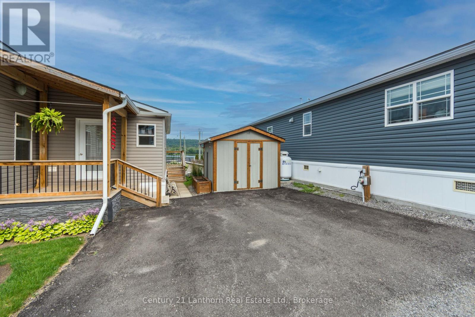 #18 484 FRANKFORD STIRLING ROAD - 2