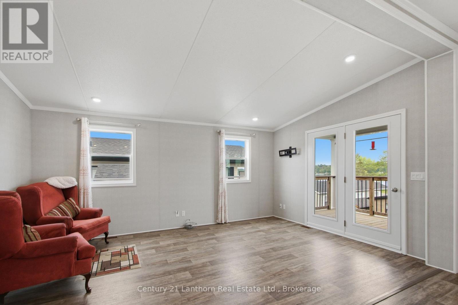 #18 484 FRANKFORD STIRLING ROAD - Image 9