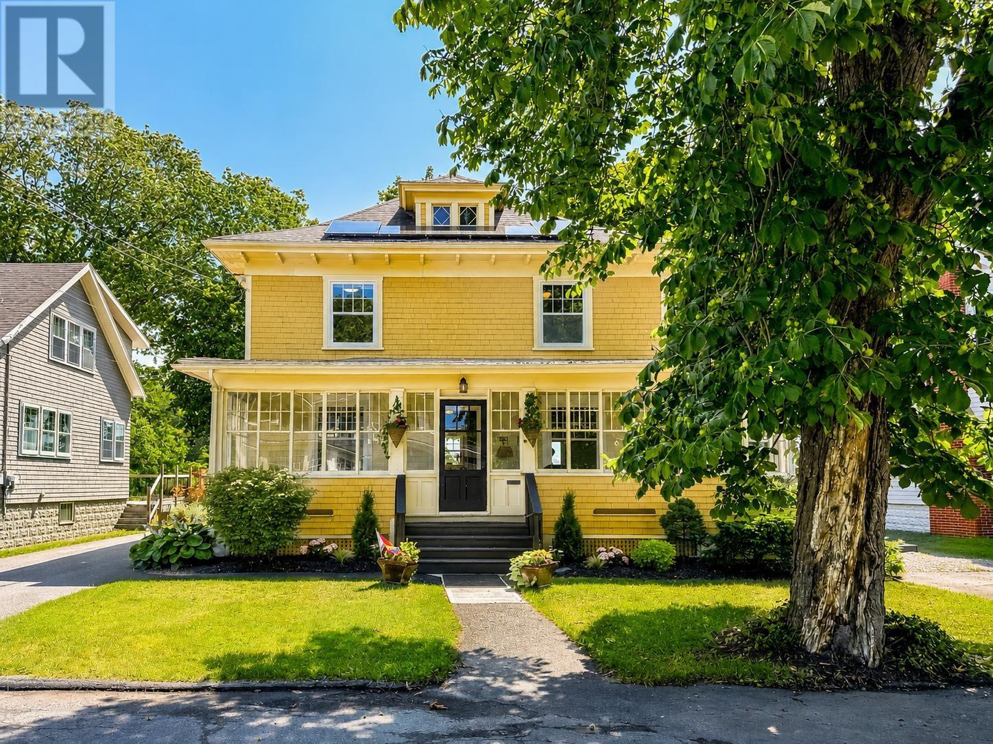 17 Chestnut Place