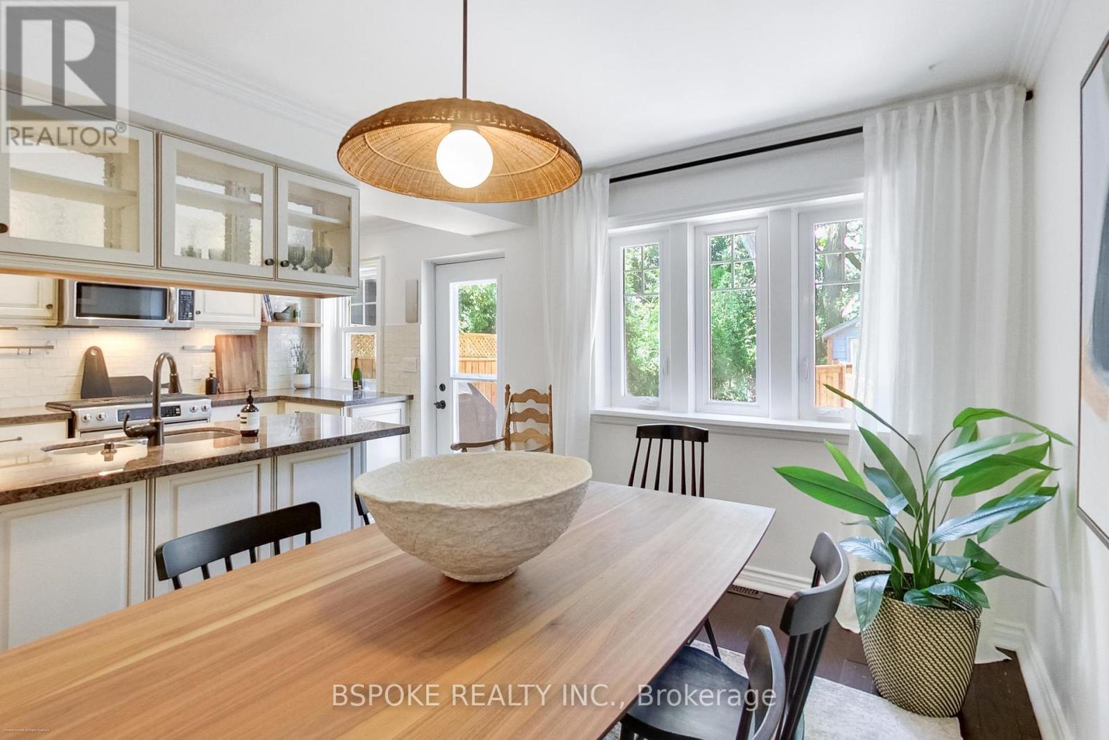 214 GAINSBOROUGH ROAD - 10