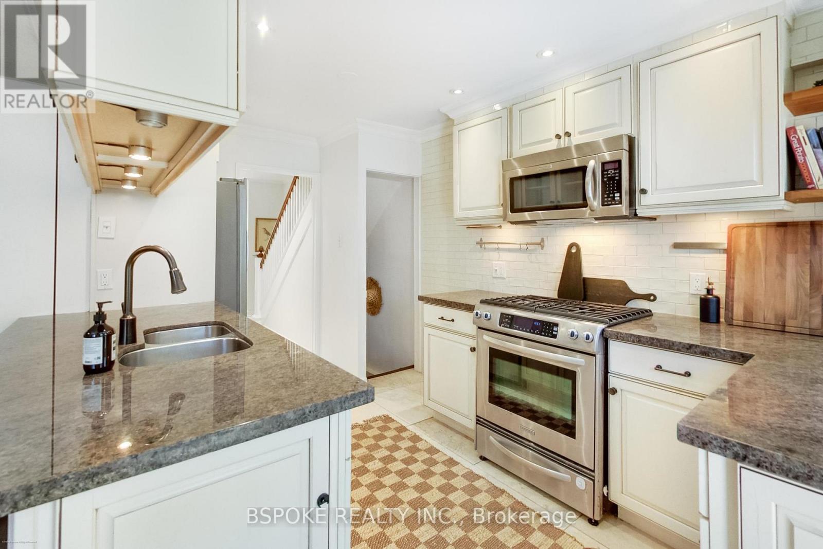 214 GAINSBOROUGH ROAD - 13