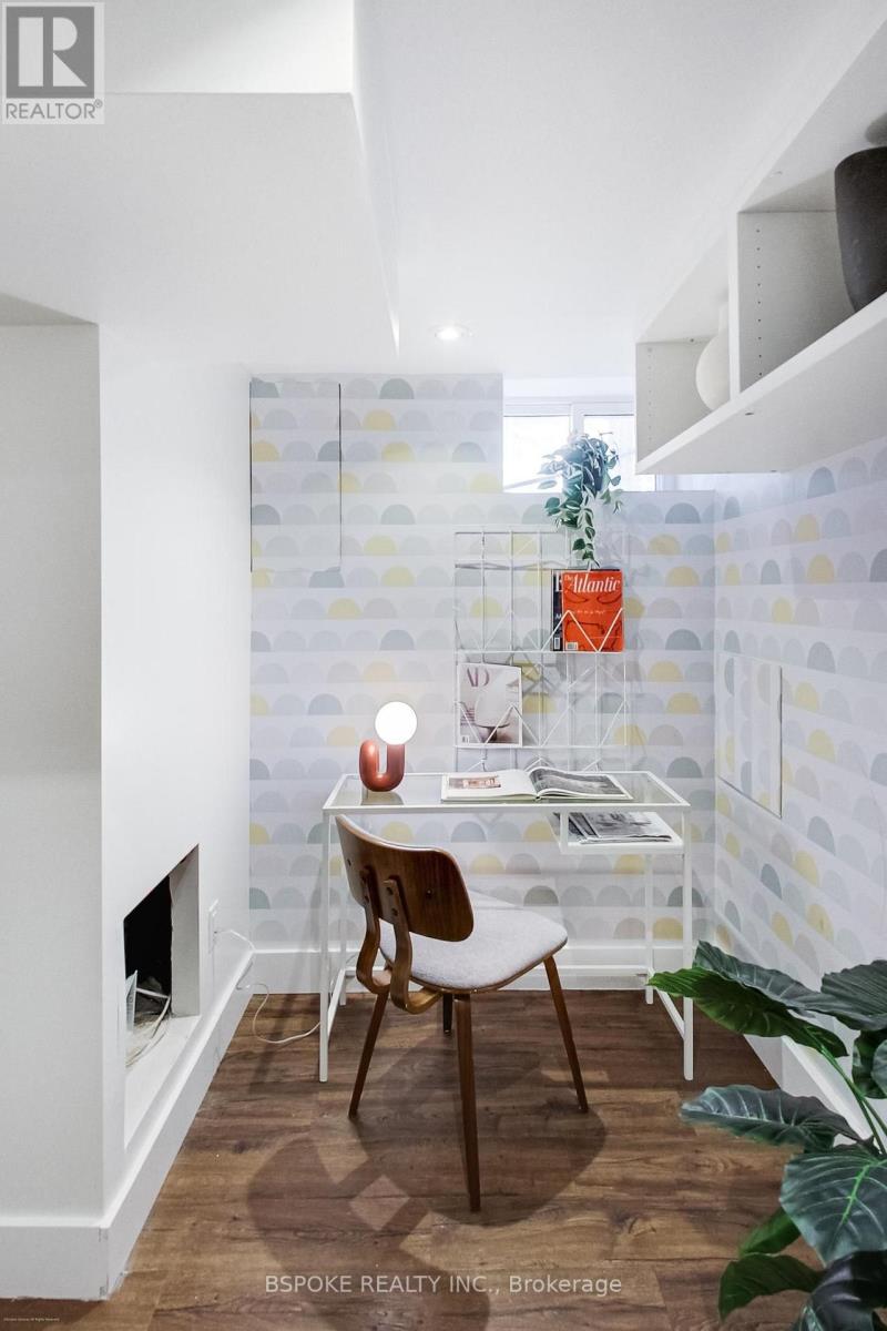 214 GAINSBOROUGH ROAD - 22